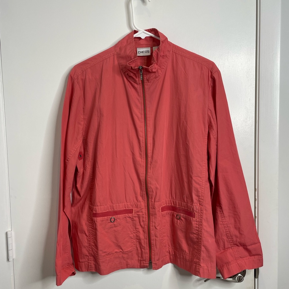 Chico’s front zip lightweight jacket SZ 2 (L)